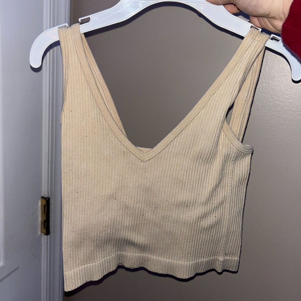 Light beige cropped tank size small